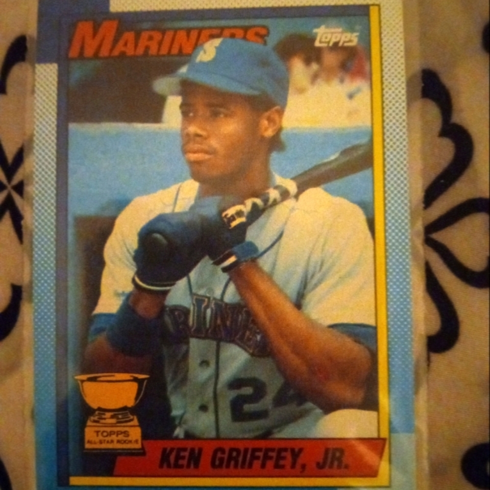 Ken Griffey Jr. Gold cup card